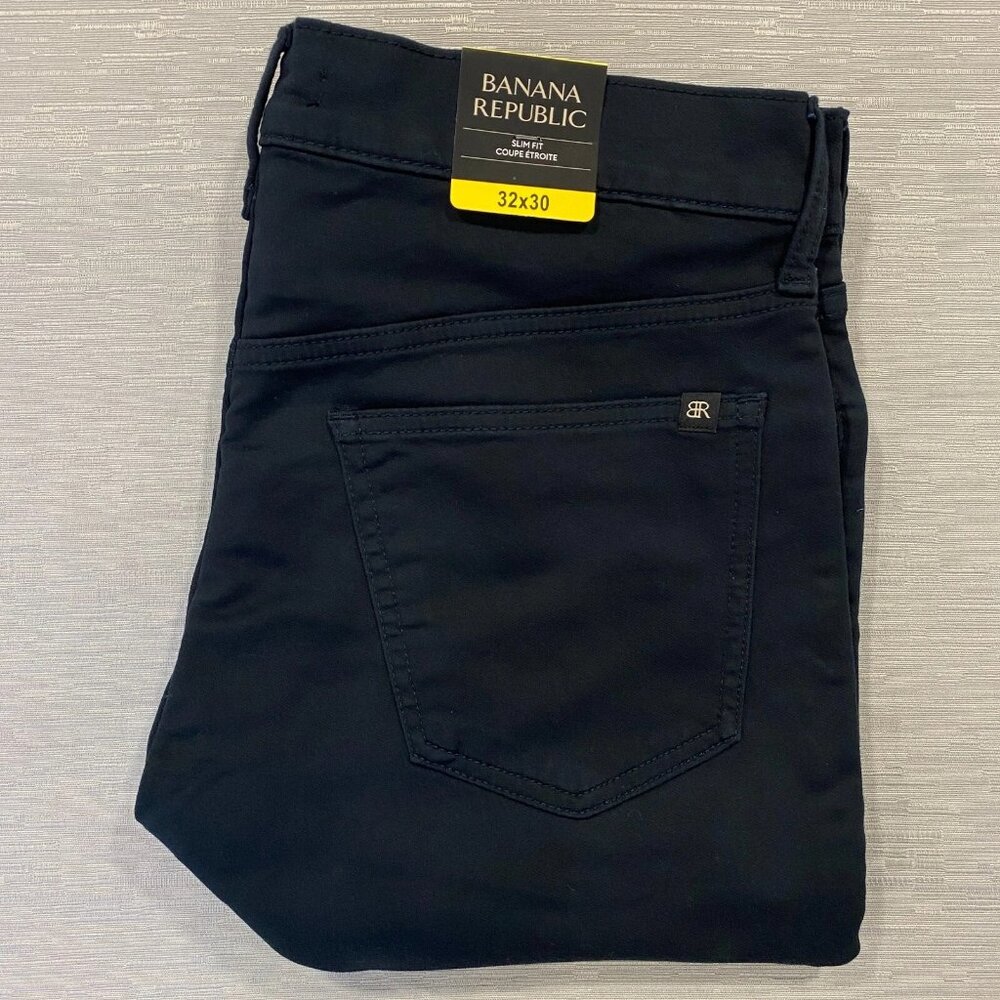 Banana Republic Chino Pants Mens 32 x 30 Slim Fit Black Straight Leg Stretch